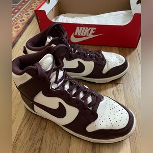 Nike Dunk High - Burgundy Crush PERFECT CONDITION WITH BOX